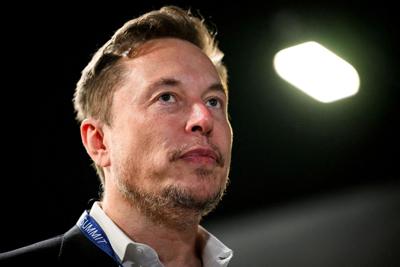 Elon Musk says AI will take all our jobs